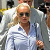 Lindsay Lohan trên đường đến tòa án (Nguồn: Reuters)