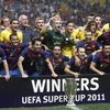 Barcelona với chiếc Siêu cúp châu Âu (Nguồn: Reuters)