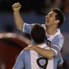 Messi tỏ ra rất ăn ý với Higuain (Nguồn: AP)
