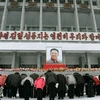 Người dân Triều Tiên viếng ông Kim Jong-Il (Nguồn: Reuters)