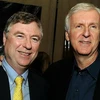 Andrew Wright (trái) và James Cameron là đồng sản xuất các phim Titanic và Avatar (Nguồn: news.com.au)