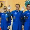 Hai phi hành gia người Nga có tên Gennady Padalka và Sergei Revin cùng phi hành gia Mỹ Joseph Acaba đã bắt đầu cuộc hành trình trên tàu Soyuz TMA-04M (Nguồn: NASA)