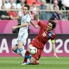 Rosicky (10) bị chấn thương ở trận gặp Hy Lạp (Nguồn: Getty Images)