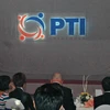Quang cảnh buổi lễ ra mắt thương hiệu mới của Công ty Cổ phần Bảo hiểm Bưu điện (PTI). (Ảnh: Minh Tú/ TTXVN)