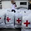 Tập trung hàng cứu trợ. (Ảnh: Reuters)