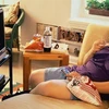 Không được vừa ăn vừa xem ti vi nếu bạn muốn giảm cân. (Nguồn: Internet)