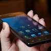 Mẫu Samsung Infuse 4G. (Nguồn: androidauthority.com)
