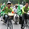 Sau 14 ngày hành trình đạp xe xuyên Việt năm 2011 ở hai đầu cầu Bắc Nam sẽ gặp nhau. (Ảnh: Internet)