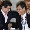 Tổng thống Peru Alan Garcia và Tổng thống Ecuador Rafael Correa. (Ảnh: Reuters)