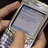 Tin nhắn văn bản (SMS) có thể đóng góp khoảng 10% thu nhập của các nhà cung cấp mạng. (Ảnh: Internet)