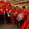 3.000 nhân viên mặc áo đỏ cổ vũ U23 Việt Nam