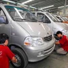Sản xuất ôtô tại công ty JRD (100% vốn đầu tư Malaysia) tại Phú Yên. (Ảnh: Hồng Kỳ/TTXVN)