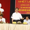 Thủ tướng nói chuyện với cán bộ và nhân dân xã Thanh Tân, huyện Kiến Xương. (Ảnh: Đức Tám/TTXVN)