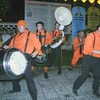 Đoàn SNOB - vùng Poitou Charentes biểu diễn trên đường phố tại Festival Huế 2008. (Ảnh: Quang Ngọc/TTXVN)