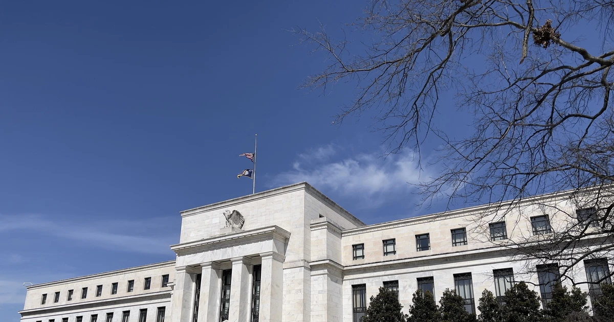 Fed trì hoãn hành động không cản trở “làn sóng” hạ lãi suất toàn cầu