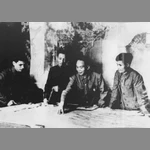 Tổng Quân ủy, Bộ Tổng Tư lệnh họp bàn kế hoạch tác chiến Đông Xuân 1953-1954. (Ảnh: TTXVN)