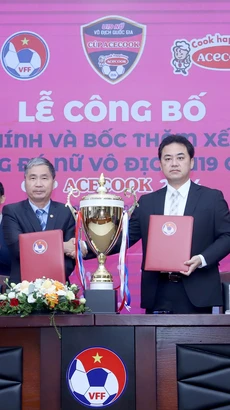 Acecook Việt Nam lần đầu tiên tài trợ cho Giải U19 Nữ Vô địch Quốc gia 2024 (Ảnh: VFF)