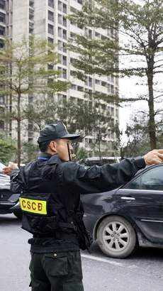 Lực lượng Cảnh sát Cơ động tham gia hỗ trợ phân luồng giao thông. (Ảnh minh họa. Văn Điệp/TTXVN)