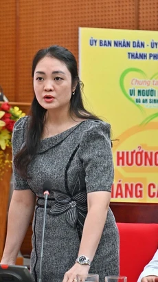 Bà Nguyễn Thị Diệu Hương, Trưởng ban Tuyên giáo và Đối ngoại, Ủy ban MTTQ Việt Nam thành phố Hà Nội. (Ảnh: Nguyễn Thắng/TTXVN)