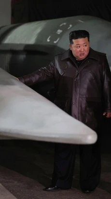 Nhà lãnh đạo Kim Jong-un kiểm tra năng lực của các căn cứ tên lửa chiến lược