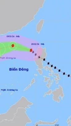 Hướng di chuyển của bão số 9 lức 4h ngày 18/11. (Ảnh: TTXVN phát)