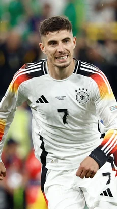 Kai Havertz ăn mừng sau bàn thắng mở tỷ số cho Đội tuyển Đức. (Ảnh: AFP/TTXVN)