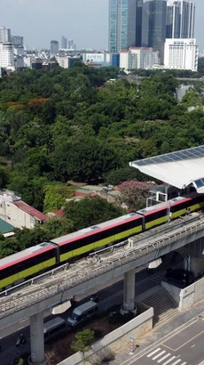 Tuyến đường sắt đô thị Nhổn-Ga Hà Nội dự kiến được đưa vào khai thác trong năm 2024. (Ảnh: Huy Hùng/TTXVN)