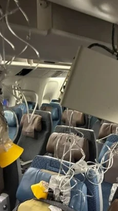 Video hành khách hoảng loạn trên chuyến bay bị sự cố nhiễu động 
