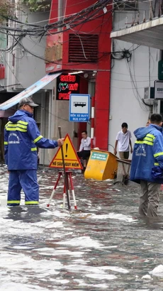 Công ty TNHH MTV Thoát nước Hải Phòng sẵn sàng cho các tình huống ngập úng nghiêm trọng. (Ảnh: Hoàng Ngọc/TTXVN)