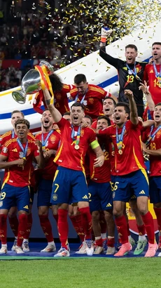 Tại EURO 2024, Tây Ban Nha toàn thắng cả 7 trận ở giải đấu, đánh bại hàng loạt đối thủ tên tuổi để đăng quang ngôi vô địch. (Ảnh: THX/TTXVN)