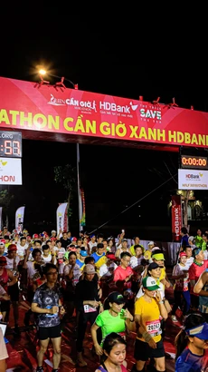 400 HDBank Runners tại Green Cần Giờ Marathon HDBank 2024. (Ảnh: Vietnam+)