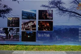 Bối cảnh một bộ phim quay tại Đà Lạt được giới thiệu tại triển lãm "Đà Lạt-Khơi nguồn cảm hứng điện ảnh.' (Ảnh: Nguyễn Dũng/TTXVN)