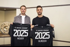 Cặp đôi Manuel Neuer và Sven Ulreich chính thức gia hạn hợp đồng với FC Bayern tới năm 2025.(Nguồn: FCB)