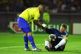 Xem lại cảnh Ronaldo kết liễu Đức trong trận chung kết 2002