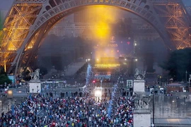 Bạo loạn tại Paris trong đêm diễn ra trận chung kết EURO 2016