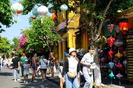 Du lịch Việt đứng ở đâu trong ‘cuộc đua’ thu hút khách quốc tế đến Đông Nam Á?
