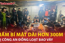 Bản tin 60s: Cận cảnh đường hầm bí mật dài hơn 300m bị công an bao vây