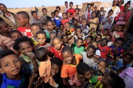 Trẻ em Ethiopia tại một trại tị nạn ở Gedaref, miền Đông Sudan. (Ảnh: AFP/TTXVN)