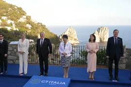 Ngoại trưởng Nhóm G7 chụp ảnh chung tại đảo Capri, Italy ngày 19/4/2024. (Ảnh: AFP/TTXVN)