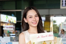Nụ cười trong ngày đầu trở về quê nhà từ Miss World của Mai Phương. (Ảnh: CTV/Vietnam+)