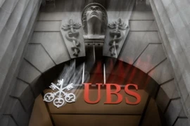 Biểu tượng ngân hàng UBS ở Zurich, Thụy Sĩ. (Ảnh: AFP/TTXVN)