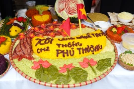 Lễ hội truyền thống Xôi Phú Thượng được tổ chức vào ngày Mùng 8 tháng Giêng hằng năm. (Ảnh: Việt Anh/Vietnam+)