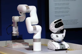 Robot được trưng bày tại Triển lãm Di động Thế giới 2023 (MWC 2023) ở Barcelona, Tây Ban Nha. (Ảnh: THX/TTXVN)