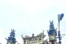 Vẻ đẹp cổ kính, rêu phong của chùa Triều Khúc