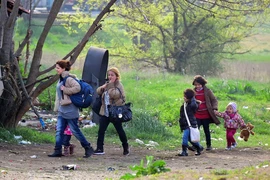 Người di cư tại Tompa, Hungary. (Ảnh: AFP/TTXVN)