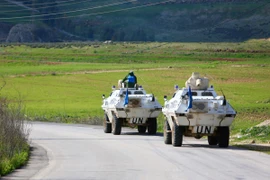 Lực lượng lâm thời của Liên hợp quốc tại Liban (UNIFIL) tuần tra tại biên giới Liban - Israel ở Marjayoun. (Ảnh: THX/TTXVN)