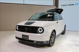 Mẫu ôtô điện của hãng Honda được trưng bày tại Tokyo, Nhật Bản. (Ảnh tư liệu: THX/TTXVN)