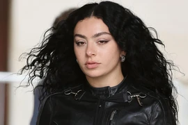 Nữ ca sỹ người Anh Charli XCX. (Nguồn: BBC)