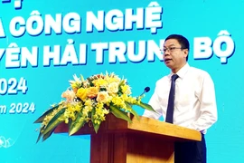 Ông Lê Xuân Định, Thứ trưởng Bộ Khoa học và Công nghệ phát biểu khai mạc hội nghị. (Ảnh: Võ Dung/TTXVN)