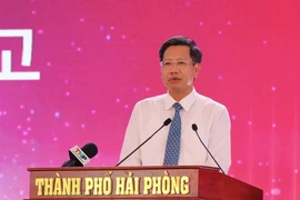 Phó Chủ tịch thường trực Ủy ban Nhân dân thành phố Hải Phòng Lê Anh Quân phát biểu tại Lễ khởi công Dự án. (Ảnh: Hoàng Ngọc/TTXVN)